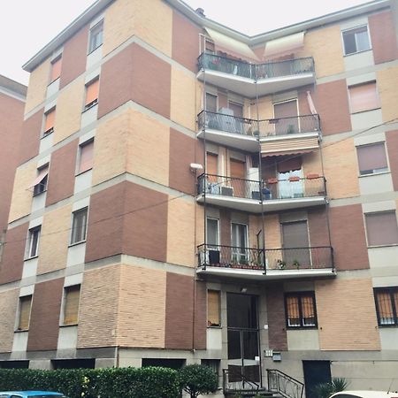 Casa Manolo Corsico Navigli Suite Apartment Milan المظهر الخارجي الصورة