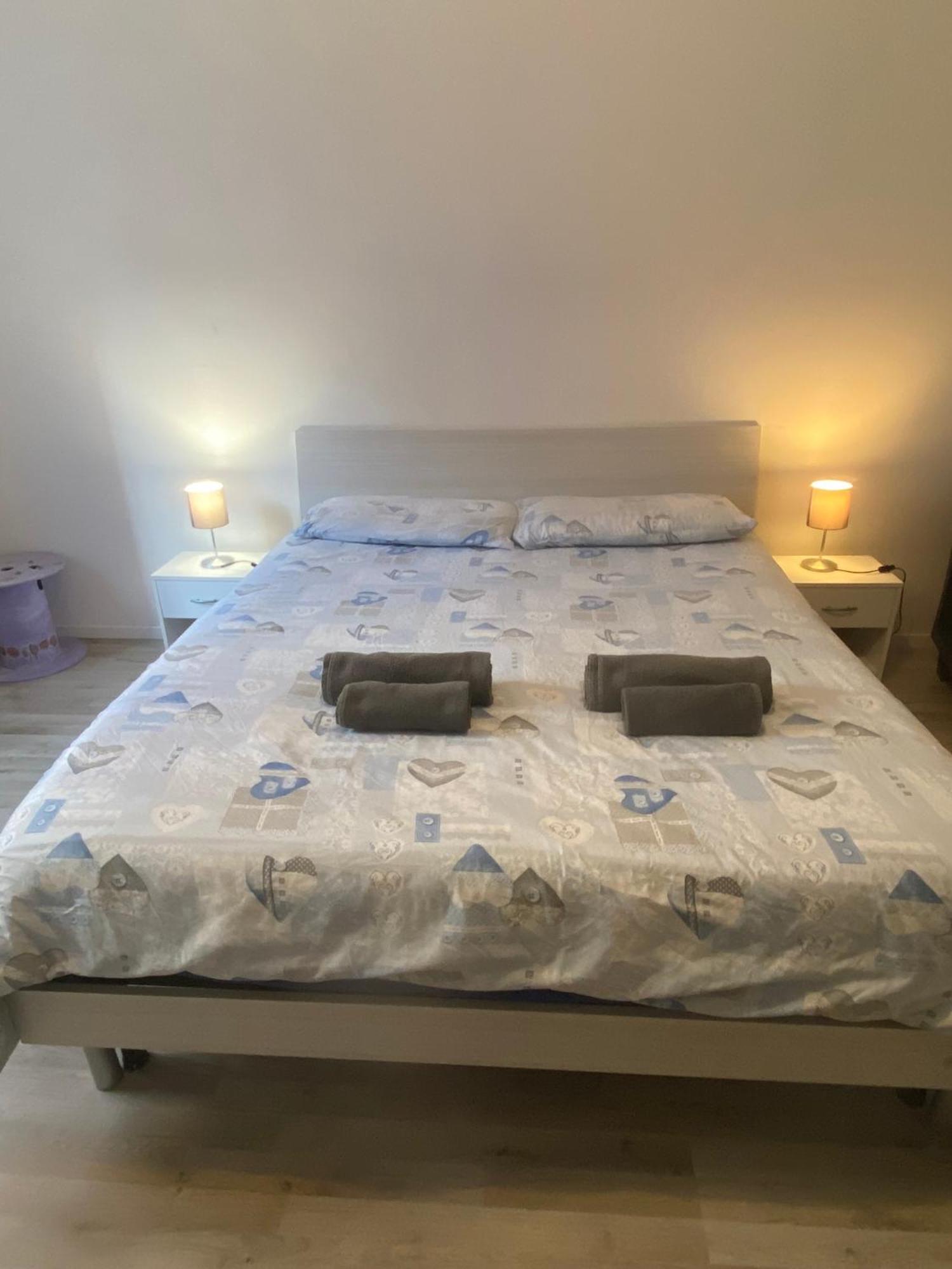 Casa Manolo Corsico Navigli Suite Apartment Milan المظهر الخارجي الصورة
