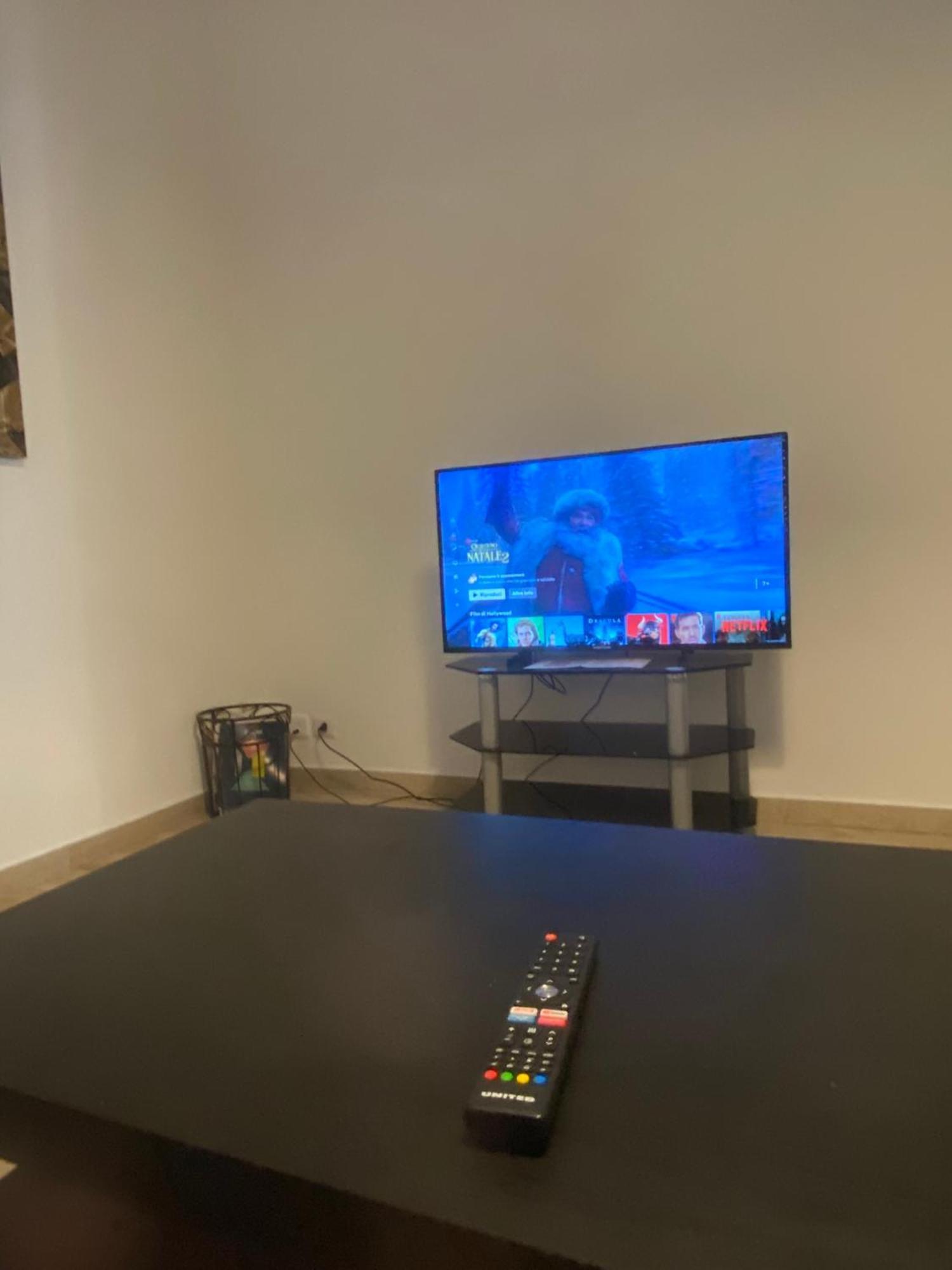 Casa Manolo Corsico Navigli Suite Apartment Milan المظهر الخارجي الصورة