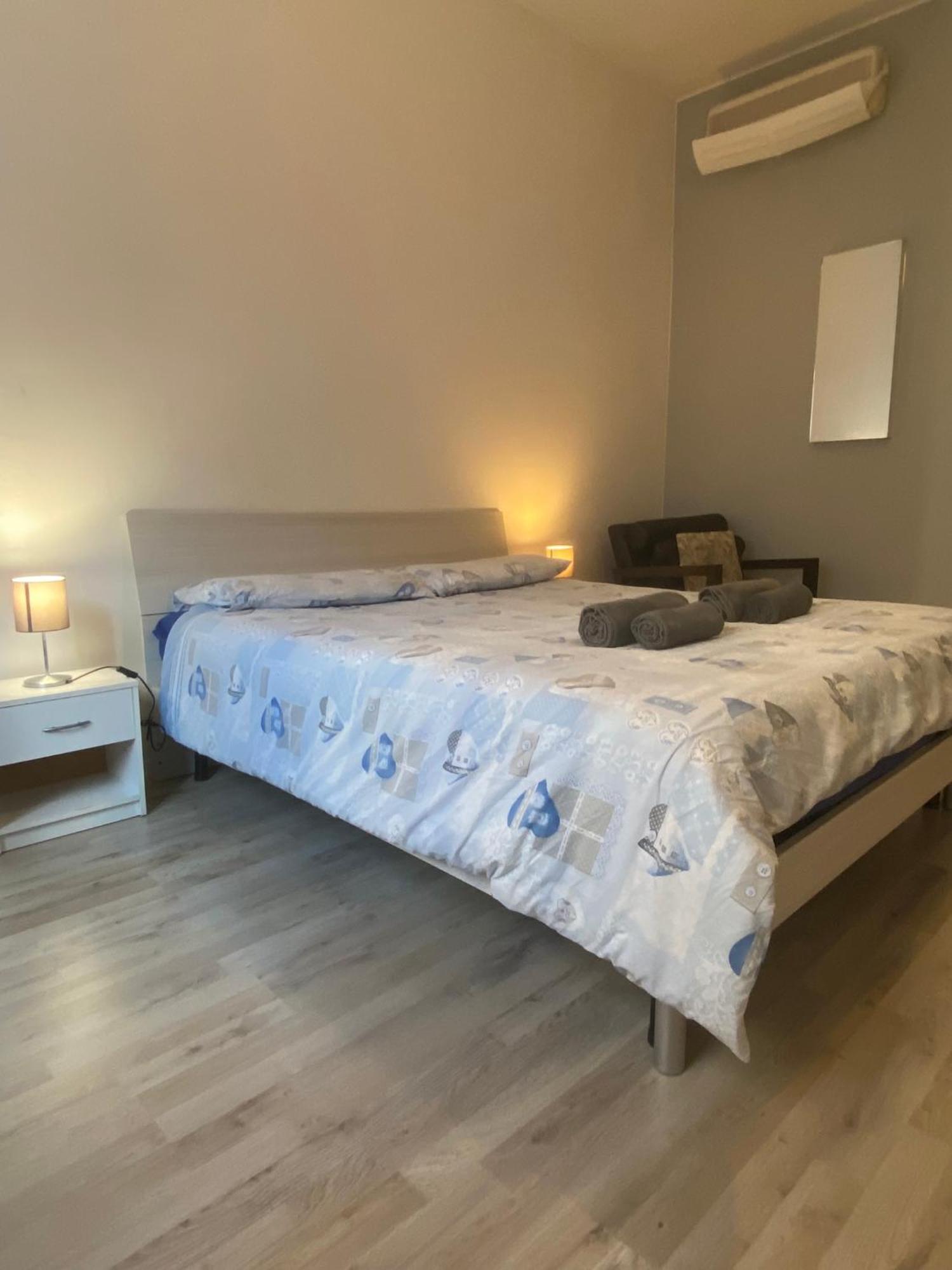 Casa Manolo Corsico Navigli Suite Apartment Milan المظهر الخارجي الصورة